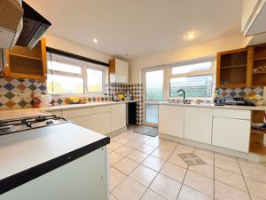 Photo 7- click for photo gallery